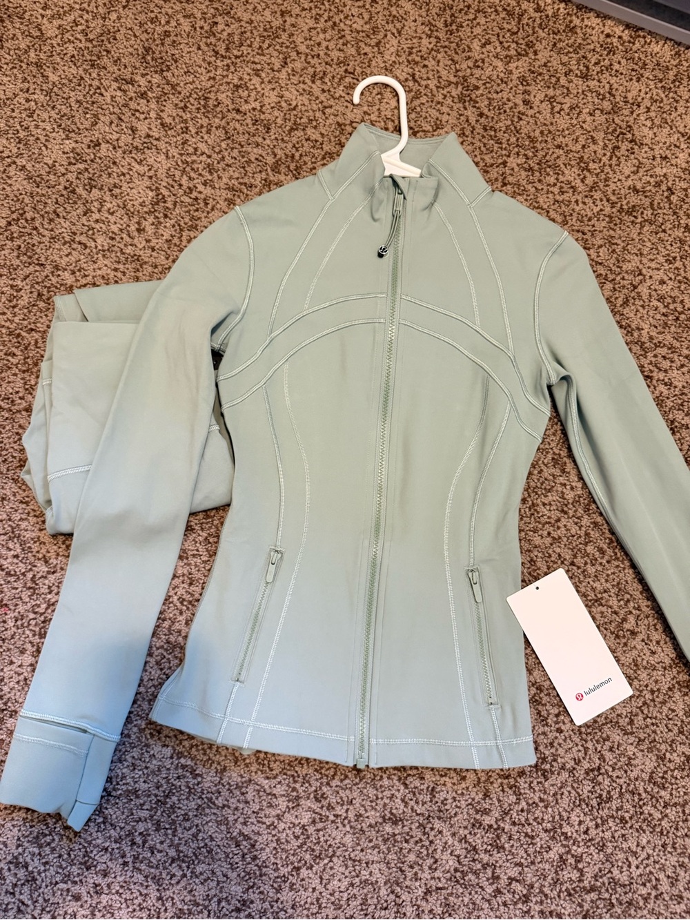 Lululemon Define Jacket & Leggings Set